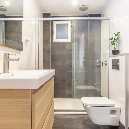 Tamarit Apartment